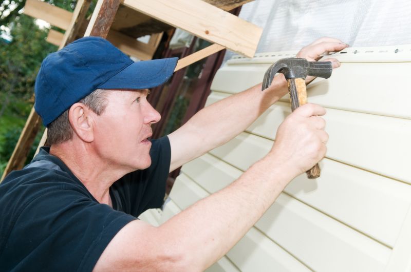 Top Siding Repair Companies in Pinckney, MI