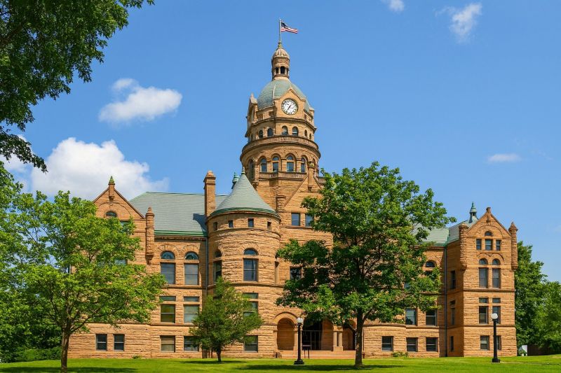 Best Siding Installation pros in Pinckney, MI